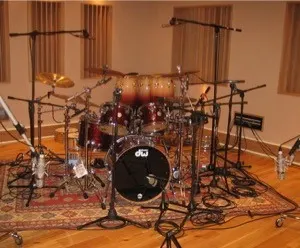 drum kit miked up with dynamic vs condenser mics for higher sound pressure levels
