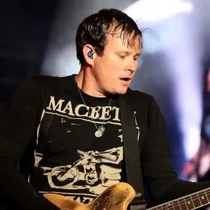 tom delonge