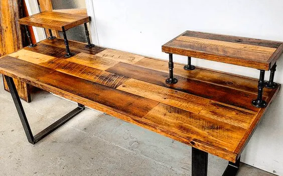 studio desk shelving space