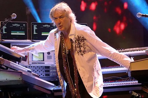 Geoff Downes is another keyboard alumni of the band Yes, Asia, and The Buggles.