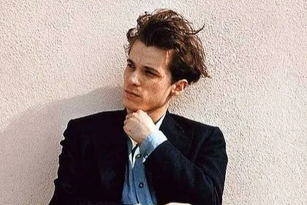 Glenn Gould is one of the best piano players of all time who's creativity is what sets him apart from other musicians.