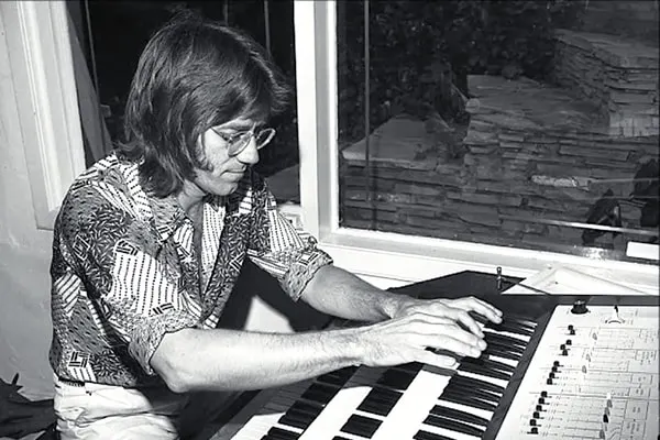 Ray Manzarek wrote some of the most amazing melodies with The Doors and goes down as one of the best keyboard players ever.
